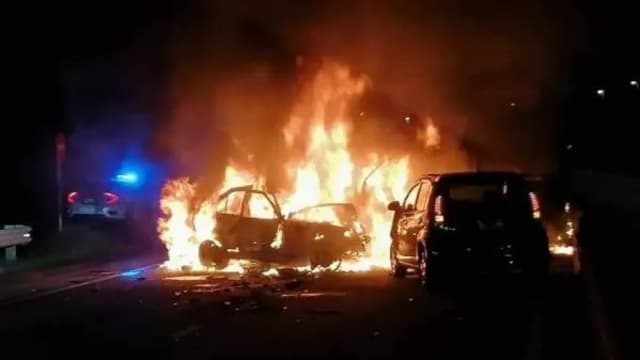 柔佛新山清晨四车连环撞 三车起火爆炸一人亡