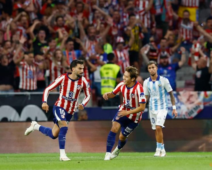 Atletico Madrid beat Malaga but Alvarez absence is felt