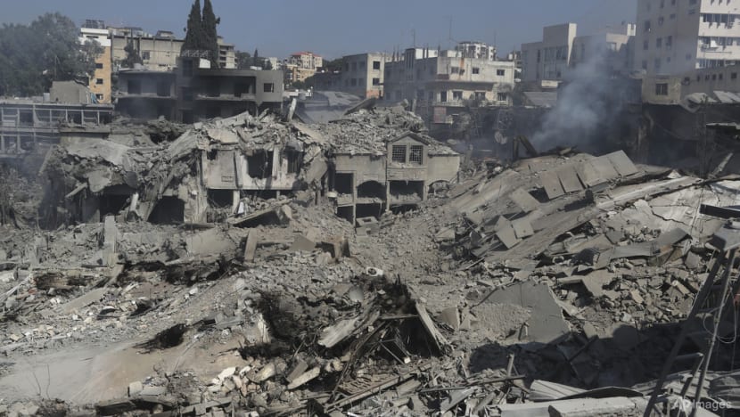 UN says Israeli tanks burst through gates of peacekeeper base, Israel gives different account UN says Israeli tanks burst through gates of peacekeeper base, Israel gives different account