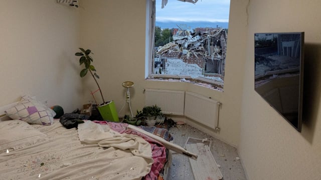 俄乌战争持续 两国互轰对方设施