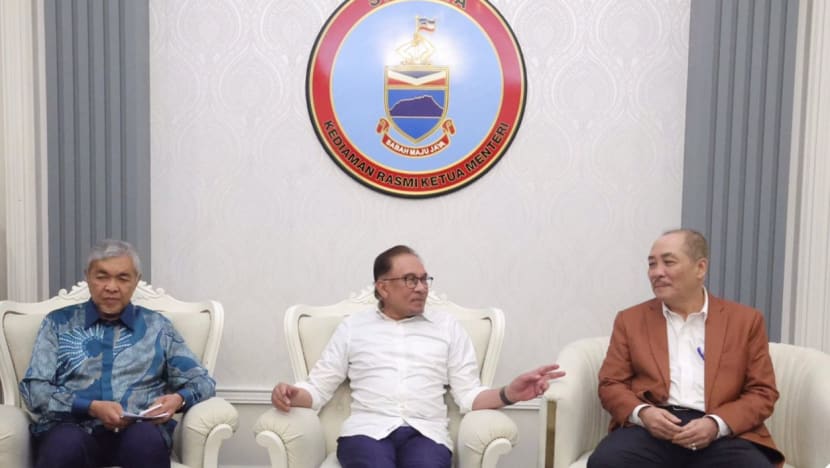 Malaysia PM Anwar backs Sabah chief minister to remain in his post Malaysia PM Anwar backs Sabah chief minister to remain in his post