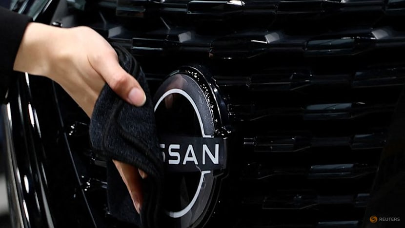 S&P lowers Nissan's rating to BB- from BB 