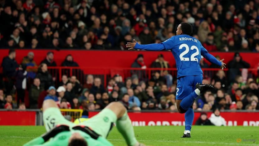 Bournemouth and Man United share spoils in eight-goal thriller
