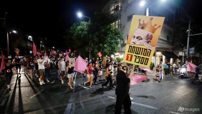 Israeli protests against Netanyahu draw tens of thousands
