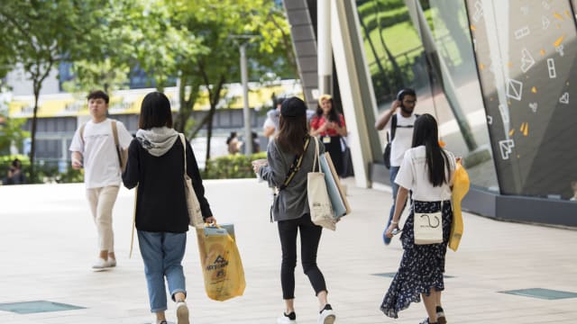 晨光|大数据新视力：大学毕业生增加 是否影响薪资？