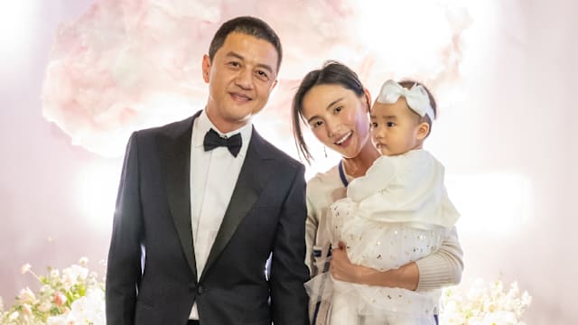 李亚鹏宣布与小19岁妻子海哈金喜离婚！