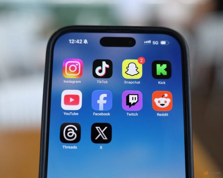 Social media use on the rise among Australian under-16s despite ban