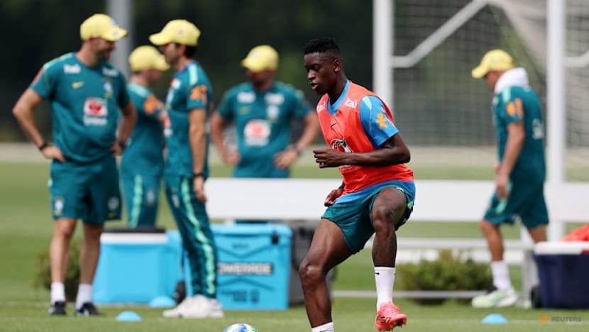 Bruised Brazil face Morocco in heavyweight World Cup opener
