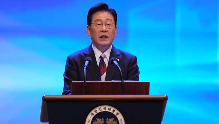 South Korean President Proposes Talks to Formally End Korean War