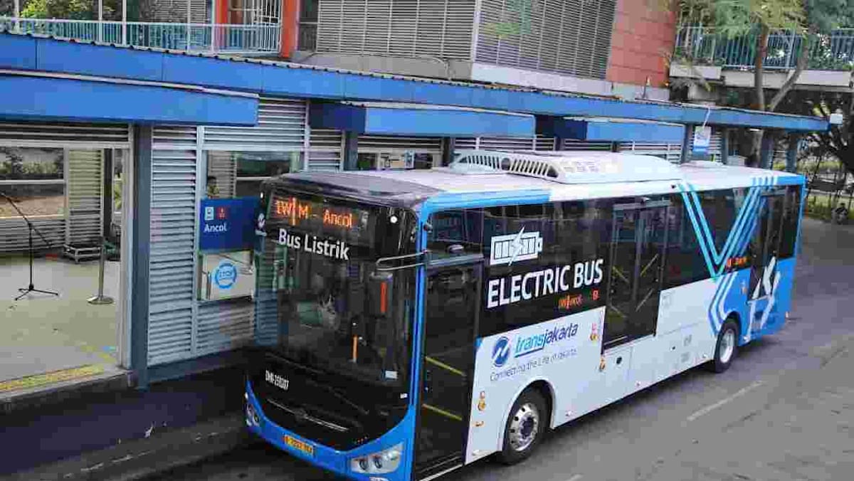 Selamat tinggal Rp3.500, tarif Transjakarta dipastikan naik 1 Januari 2027