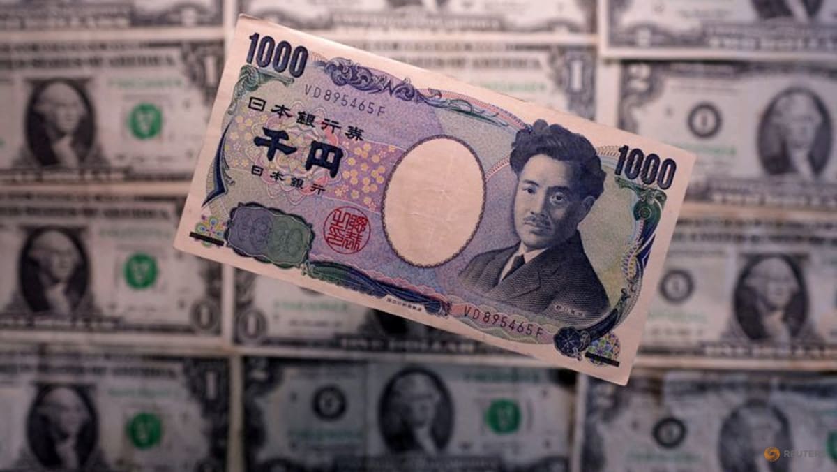 Dollar under pressure as traders weigh economic data; yen set for strong weekly finish