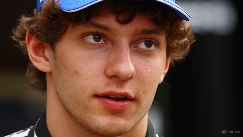MotoGP riders are 'nuts', says F1 leader Antonelli
