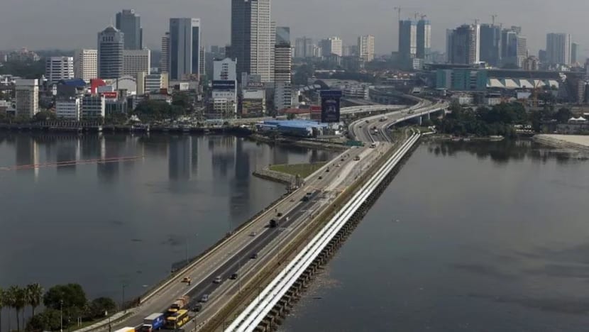 Singapore, Malaysia to set up ‘reciprocal green lane’ for business travellers, allow cross-border travel for some residents