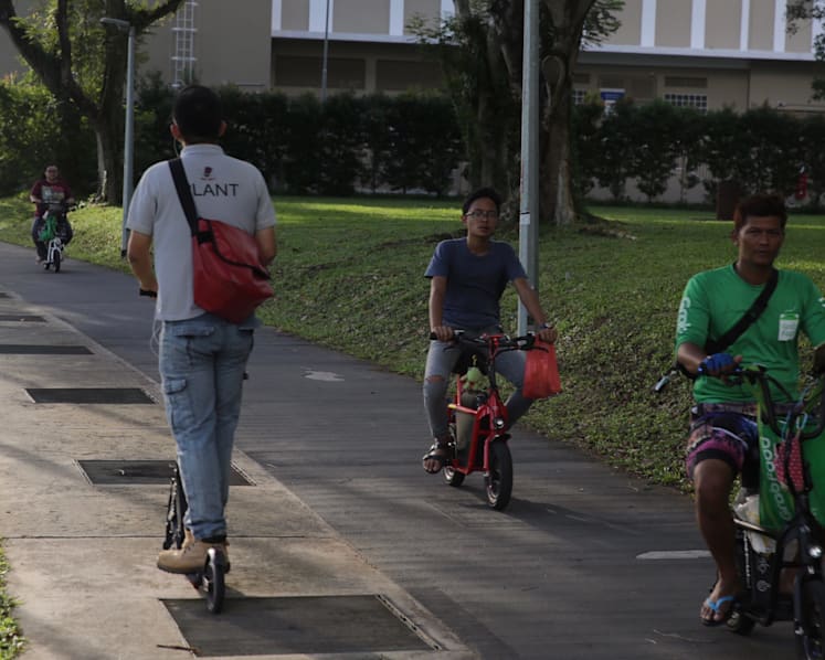 Attitude shift needed to spread graciousness on footpaths and roads