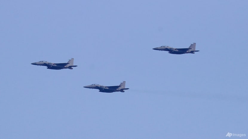 Seoul says Chinese, Russian military aircraft enter its air defence zone