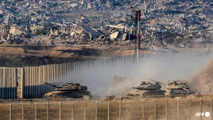 Israel ups pressure on Gaza City as Trump talks post-war plan