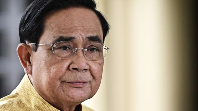腾出位子让路新首相？巴育已开始收拾办公室 