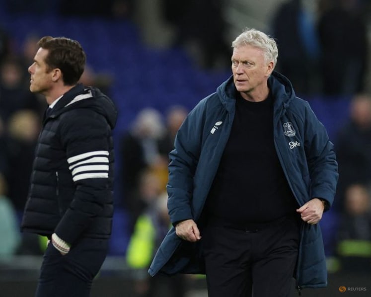 Everton's Moyes defends 'brilliant' Arsenal amid criticism of their playing style