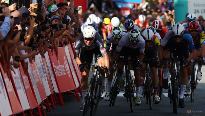 Philipsen rediscovers rhythm to sprint to Vuelta stage one win