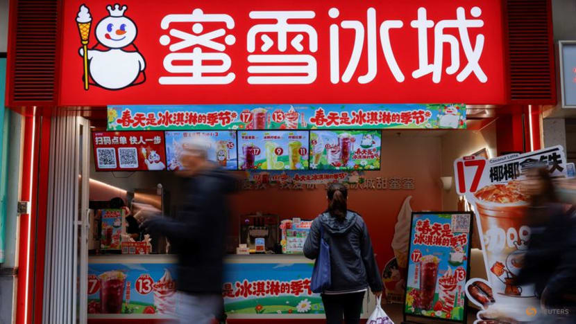 China tea drinks Mixue shares rise nearly 30% in Hong Kong trading debut China tea drinks Mixue shares rise nearly 30% in Hong Kong trading debut