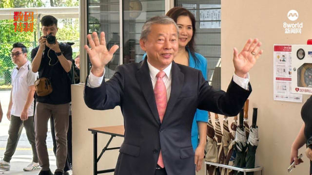 吴振华：候选人没对手当选 对国家不健康