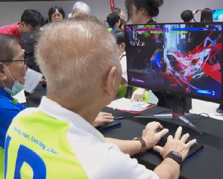 More seniors level up with esports pro training aimed at boosting reflexes, digital skills