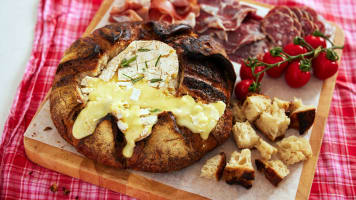 Make This Magnificent Cheesy Bread Bowl ‘Fondue’ In Less Than 30 Minutes