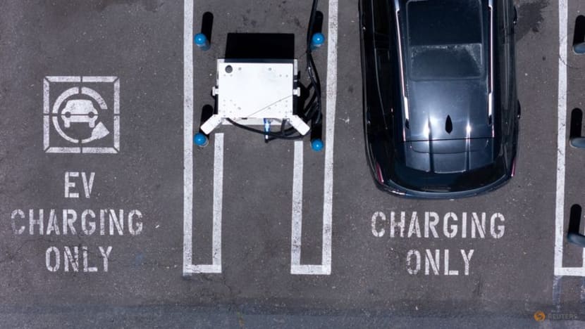 Consumer Reports urges Congress to drop electric vehicle tax proposal