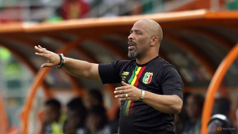 Nigeria appoint ex-Mali boss Chelle as new national team coach Nigeria appoint ex-Mali boss Chelle as new national team coach