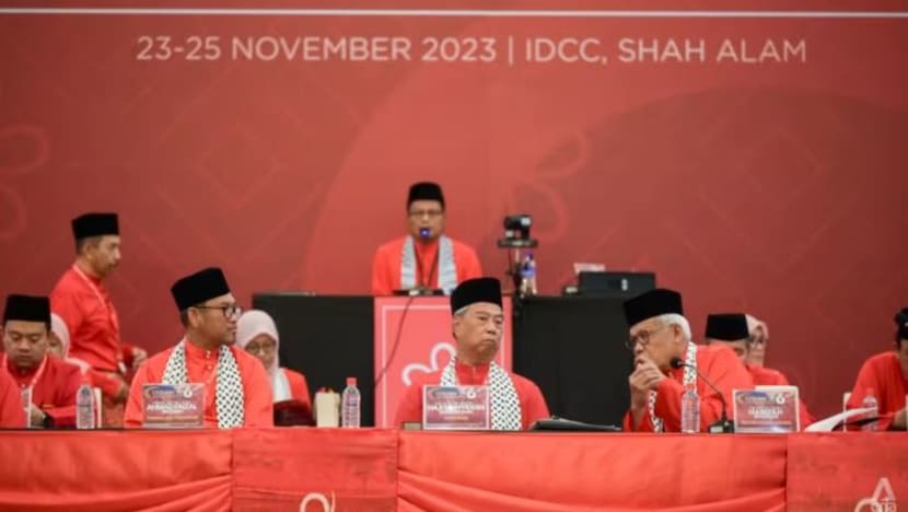 Usaha gulingkan pembelot yang sokong PM Anwar beri kesan buruk kepada parti Bersatu pimpinan Muhyiddin, kata penganalisis