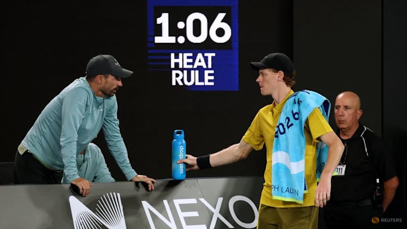 Survivor Sinner battles cramp, heat to reach fourth round