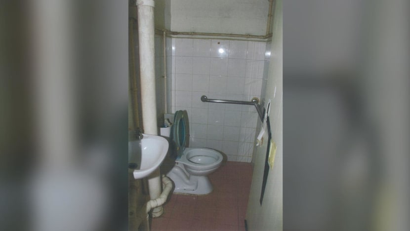 Man jailed 34.5 years for killing 5-year-old daughter, confining his children in toilet for months Man jailed 34.5 years for killing 5-year-old daughter, confining his children in toilet for months