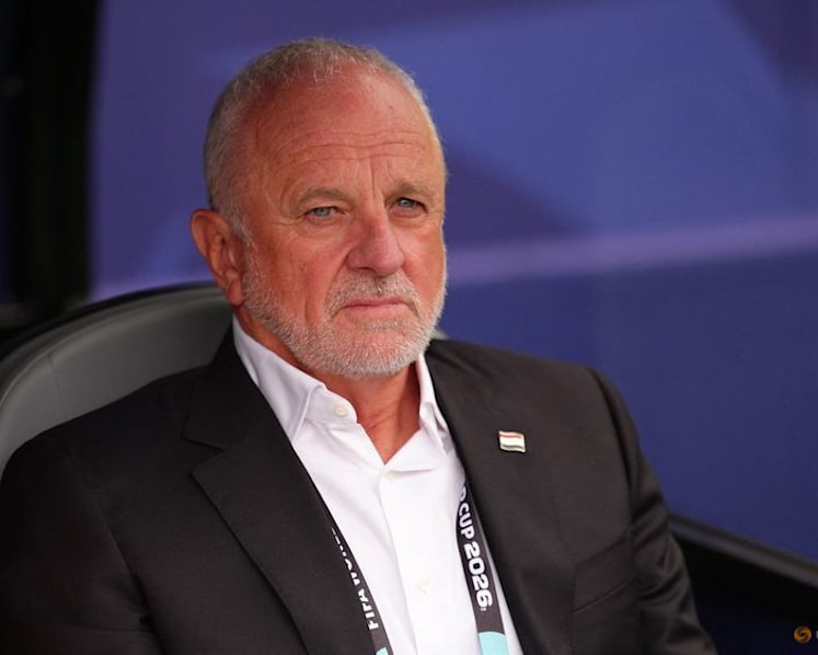 Iraq still have chance to go through after France loss, Arnold says