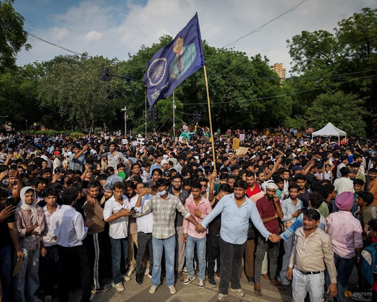 Indian opposition disrupts parliament to support student protesters and pressure Modi