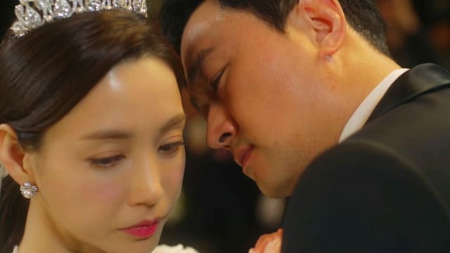 天伦之情（第1集）：顺英被逼跳海