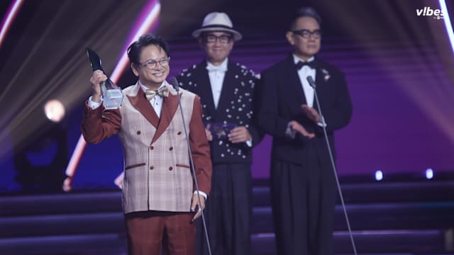 【红星大奖2026】周崇庆抱走“最佳主持人（电台/播客类）”奖，大学讲师的肯定让他领悟“广播的工作是神圣的”