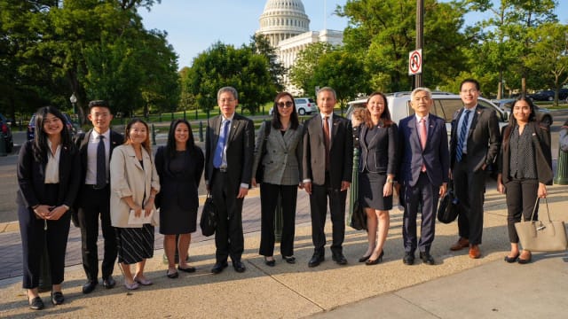 维文：我国不想在中美争端中选边站 也不希望东南亚划清界限