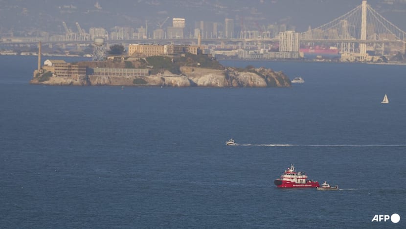 One dead, 3 missing after boat sinks near San Francisco's Alcatraz One dead, 3 missing after boat sinks near San Francisco's Alcatraz