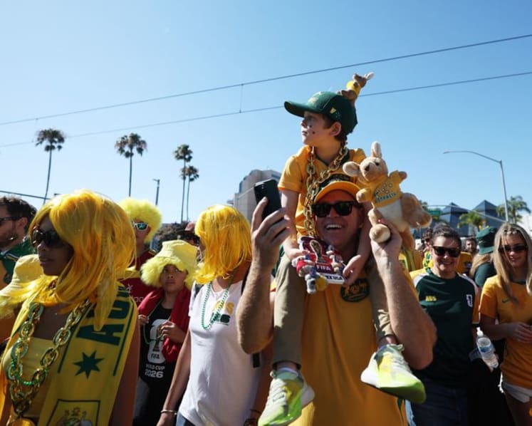  Australia make six changes for Paraguay World Cup clash