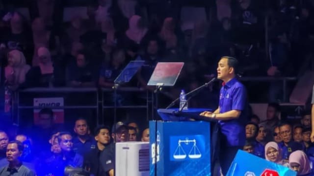 “宁不当州务大臣”翁哈菲兹拒与民行党合作