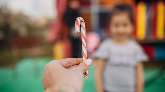 马国毒贩靠掺毒糖果诱骗儿童 十岁小学生成瘾