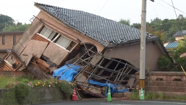 日本西南部发生7.1级地震 共有12人受伤