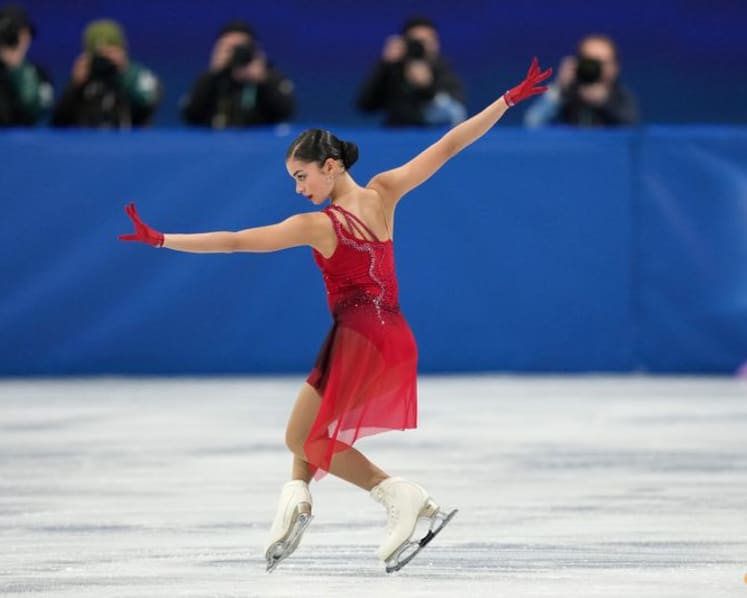 Figure Skating-Moscow-born Petrosian misses podium after falling on quad jump