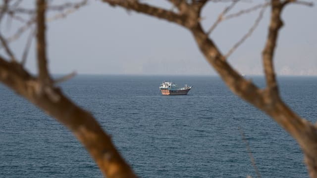 伊朗称已同阿曼就霍尔木兹海峡航行方案达成共识