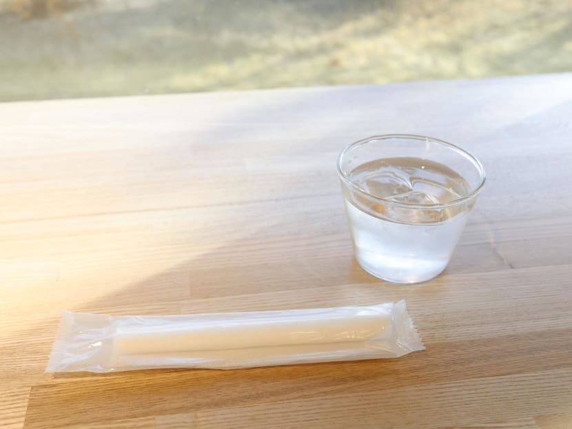 Free in Japan, charged in Singapore? Tissue, water and service fees spark online dining debate