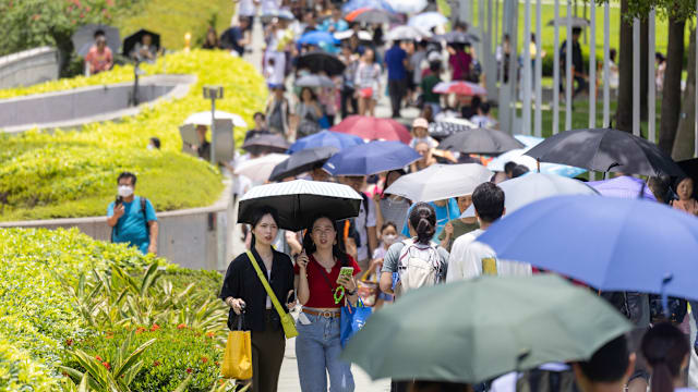 香港高温多地区酷热 长者求助单日破1900宗增8%