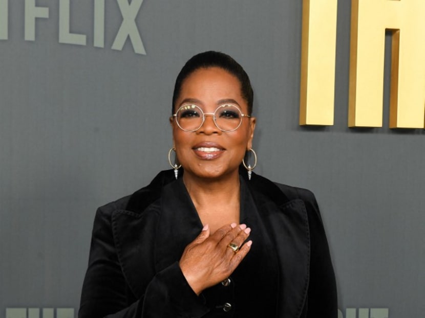 Oprah Winfrey rejects claims she closed Hawaii road amid tsunami warning Oprah Winfrey rejects claims she closed Hawaii road amid tsunami warning