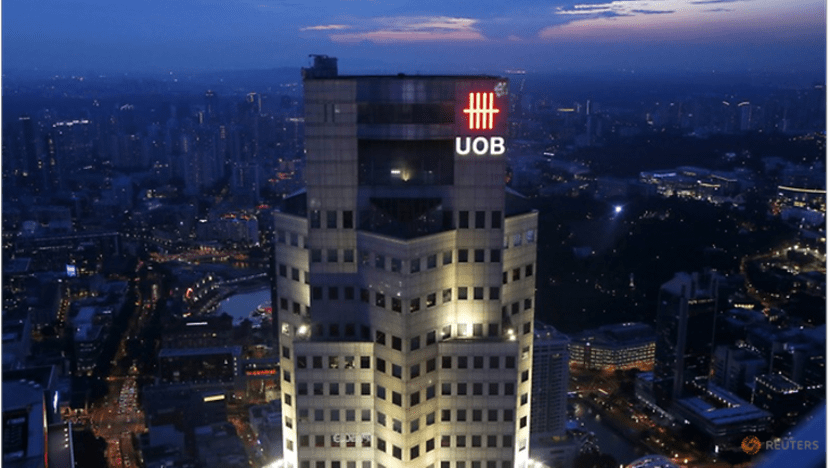 Laba suku ketiga UOB naik 17% kepada S$1.04 bilion