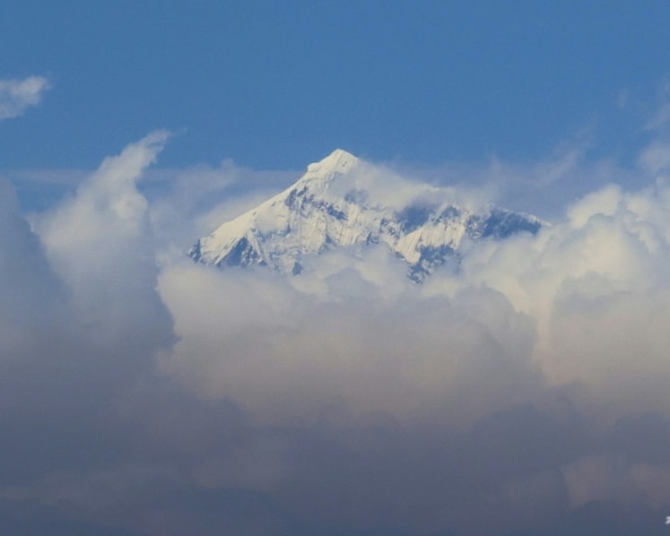 Nepal retrieves bodies of six dead in helicopter crash, five Mexicans among them
