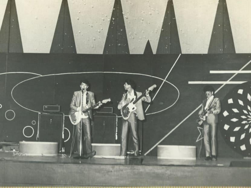 Veteran pop band The Silver Strings back again